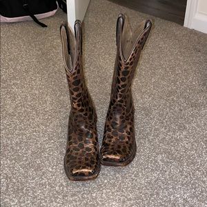 Ariat Wildcat Women’s Cowgirl Square Toe Boots